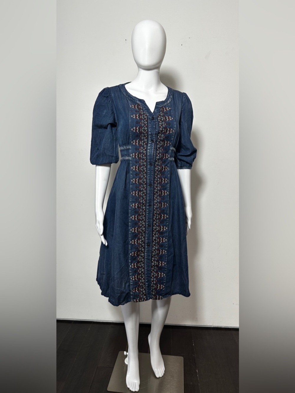 Vintage Keer Qiaowa - Embroidered Chambray Denim Dress Tie Back
